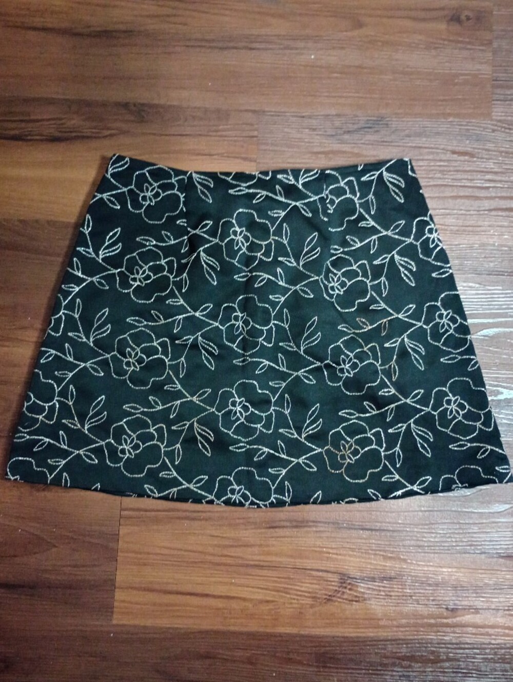 Vintage 90s Rampage Silver Floral Embroidered Mini Skirt Whimsigoth Witchy